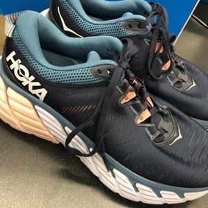 Hoka Women's Gaviota 3 Running Shoe 7.5